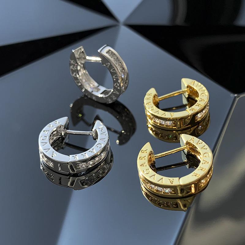 Retro Inlaid Silver Diamond Stud Earrings - Women's High-End Luxury French Hoops & Ear Cuffs