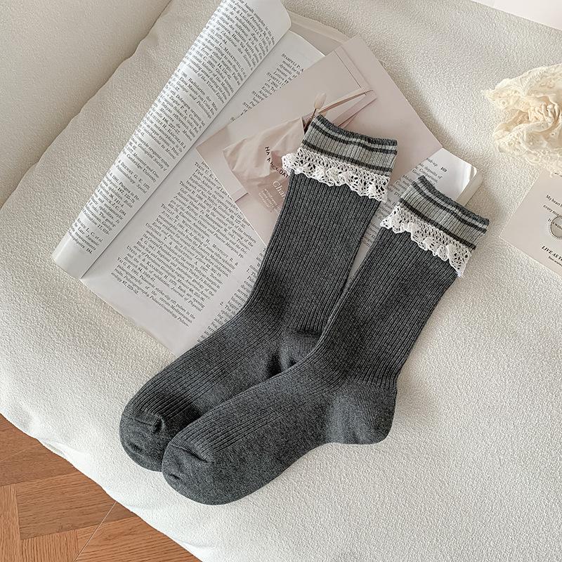 

Женские весенне-осенние милые кружевные балетные носки-гольфы с помпонами 1 pair темно-серого