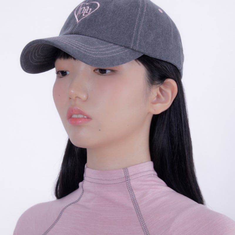 Inner Museum HEART SYMBOL BALL CAP (CHARCOAL)