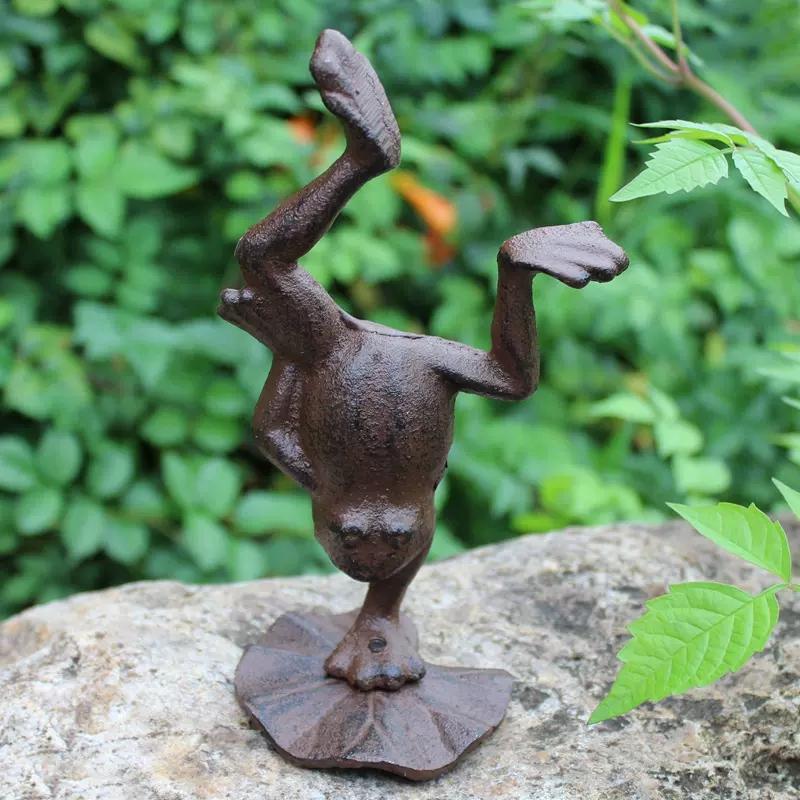 European Vintage Yoga Frog Cast Iron Decoration, Home TV Cabinet, Living Room, Model Room, Soft Decoration