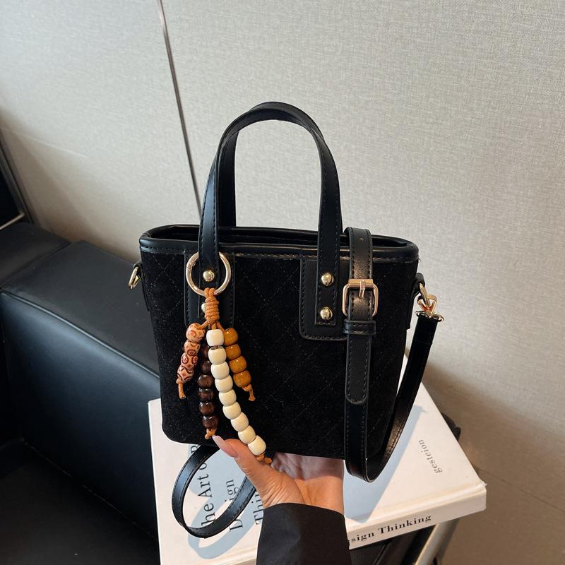 Retro Handbag Bag Women's New High-end Diamond Fashion Shoulder Bag Commuter Messenger Bucket Bag