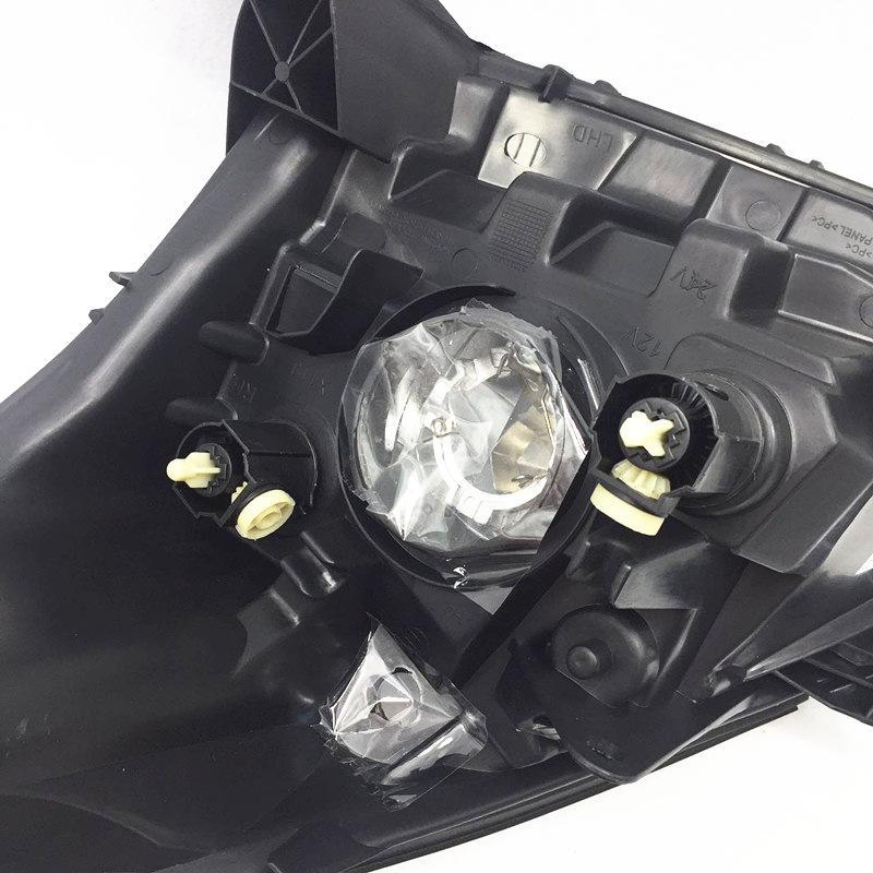 Compatible with 05-12 Livina Headlights: Old Model Front Combination Light Assembly.