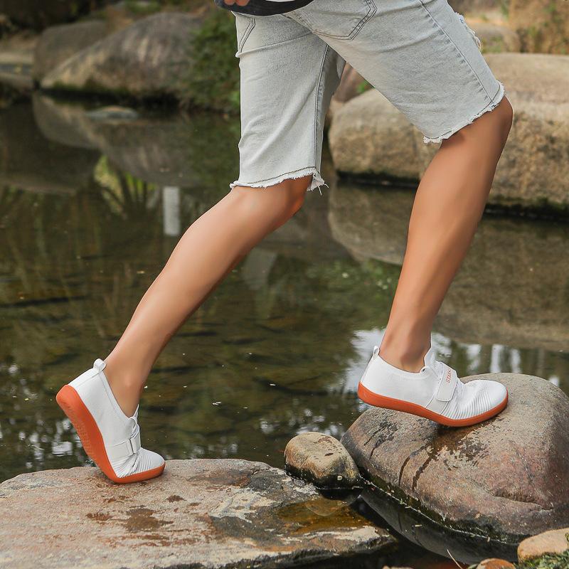 2025 new men's and women's wide last shoes comfortable wide head shoes breathable soft sole couple fly knitting sports fitness barefoot shoes