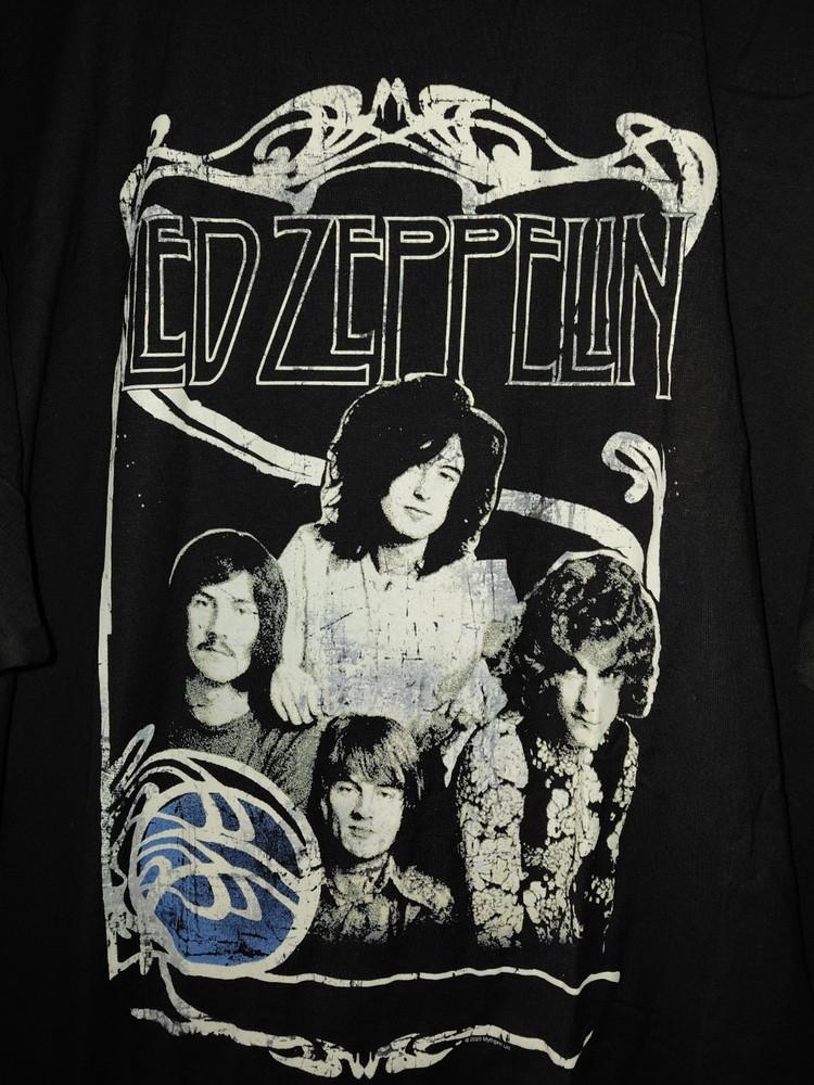

Футболка с принтом группы Led Zeppelin Размер XXL Унисекс M