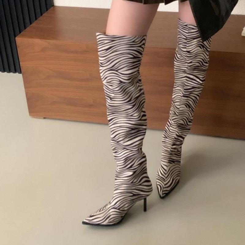 

Модные женские ботильоны на тонком каблуке, осенние новинки, с острым носком, на голенище, противоскользящие, износостойкие, темпераментные ботфорты выше колена 41