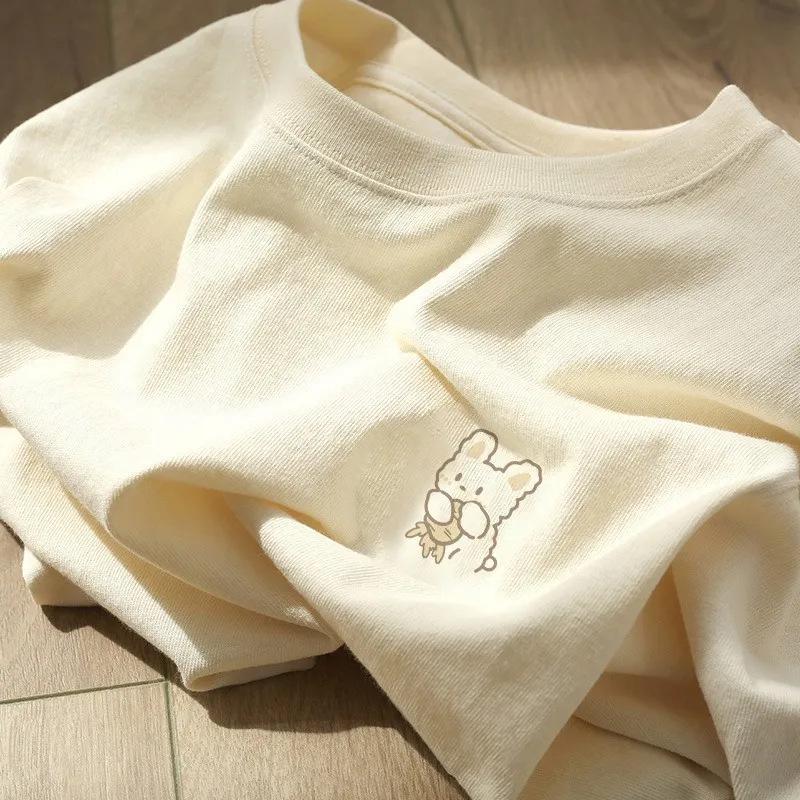 "2024 Sommer Damen süßes Häschen-Print Baumwoll-T-Shirt: Lässiges, halbärmeliges Oberteil im japanischen Stil"