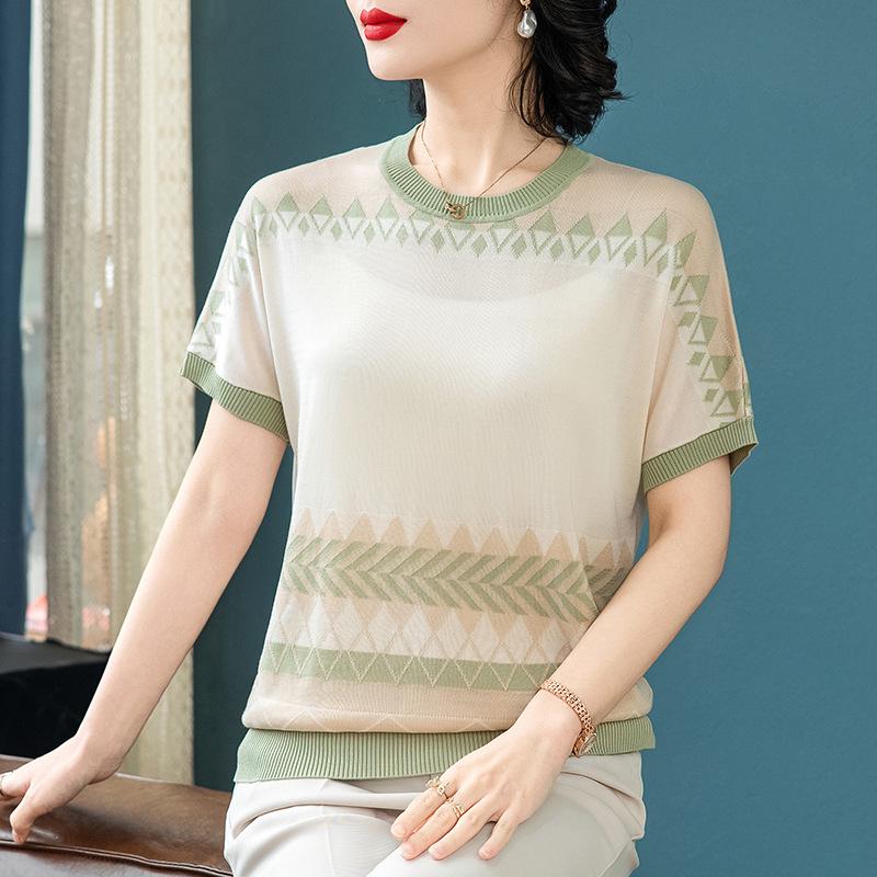 

Middle-Aged Women s Striped Short-Sleeve Knit T-Shirt Blouse 3XL (recommended 120-135 jin) светло-зеленый