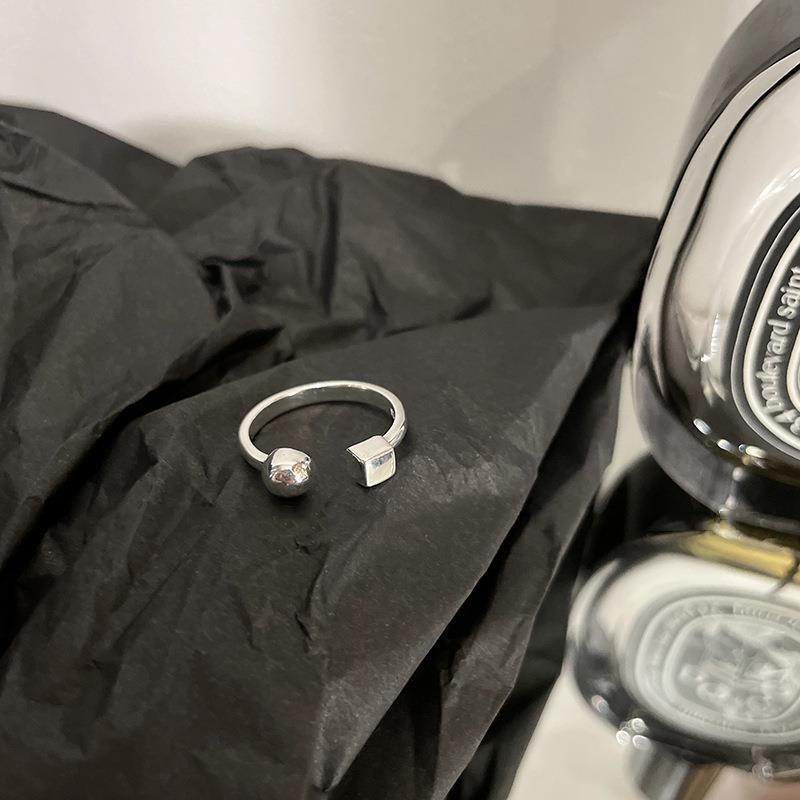 

Trendy Copper Womens Geometric Ring In Elegant Square Round Ball Style For Summer Fashion