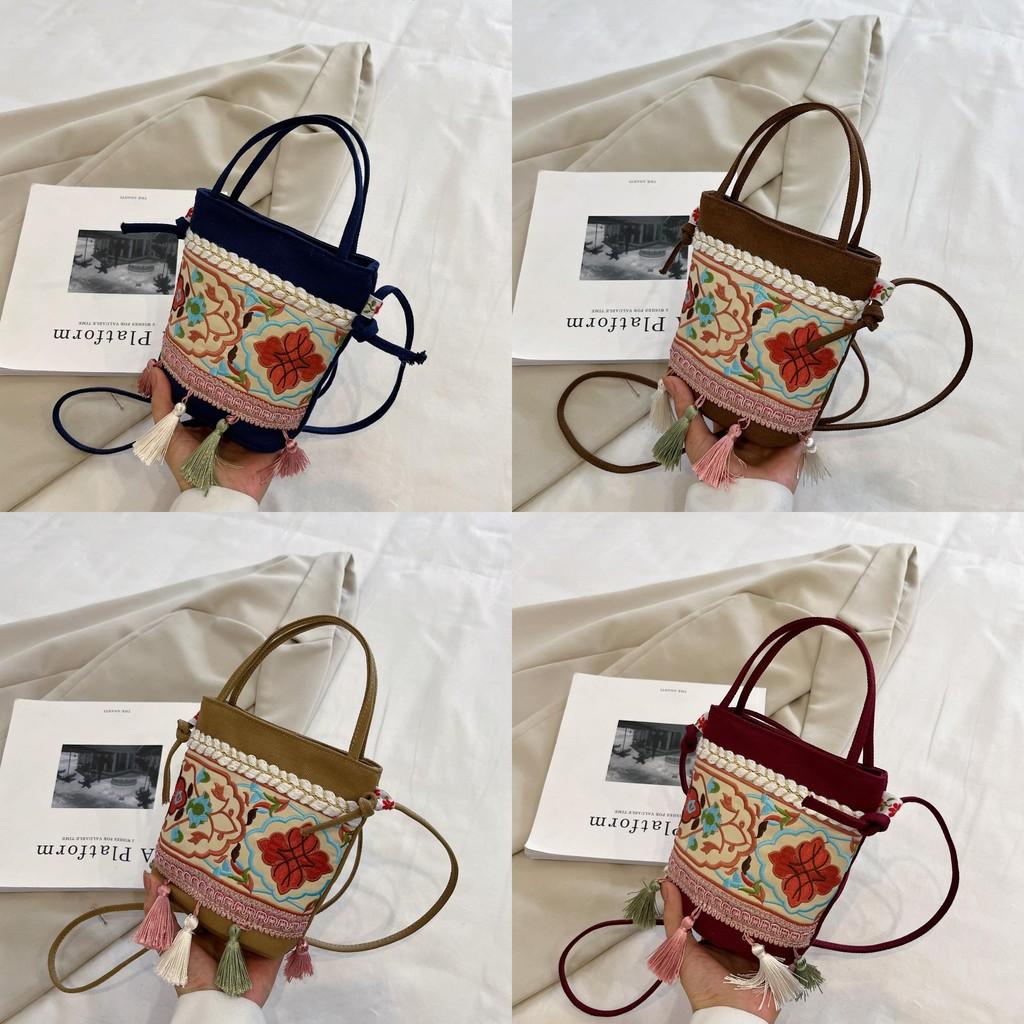 Vintage Water Bucket Bag With Tassel Embroidery For Daily Use In Art Style