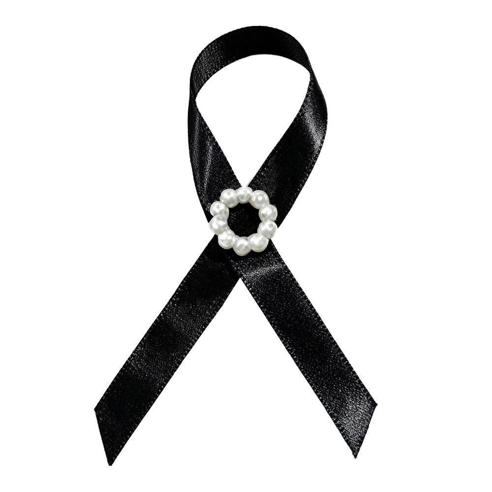 

New Black Memorial Black Badge Souvenir Queen Mourning Badge Pearl Funeral Black Ribbon Brooch Pin For Funerals and Mourning