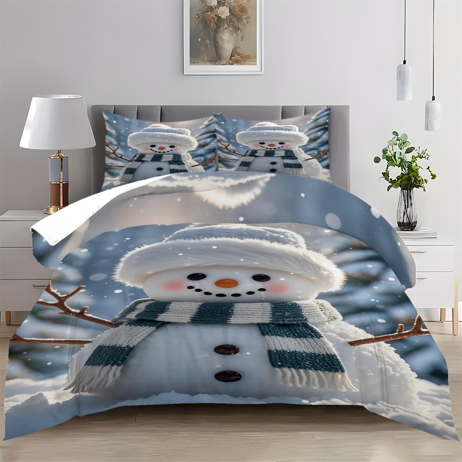 

Пододеяльник с принтом рождественских украшений. Супермягкая матовая микрофибра для двуспальной кровати. Удобный комплект с застежкой-молнией и 2 наволочками. One Size