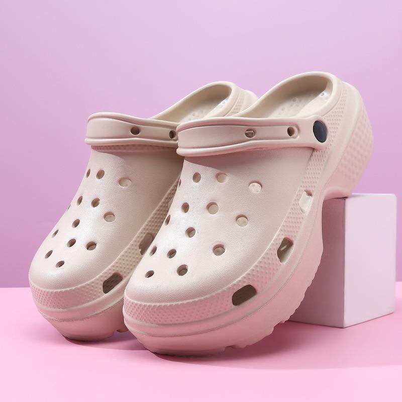 New summer wear casual cloud hole shoes women's thick-soled heightening beach shoes bag head cool slippers