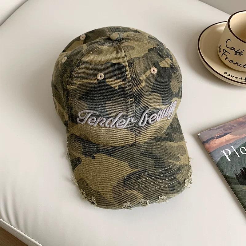 

Камуфляжна бейсболка з літерами і вишивкою жіноча ретро-універсальна шапка з великим обхватом голови, що показує обличчя, маленька м’яка чоловіча кепка Adjustable камуфляж зелений колір