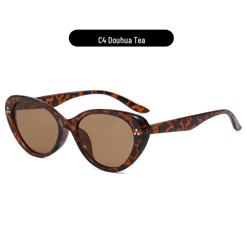 

Cat Eye Rivet Fashion Sunglasses - Trendy European & American Style with Ins Celebrity Street Flair and Sun Protection As Shown