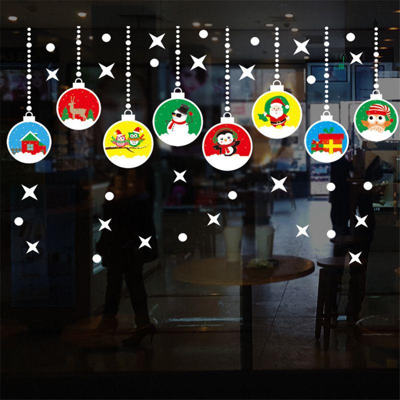 Klassische Weihnachtsfensteraufkleber mit Weihnachtsmann für eine magische Feiertagsatmosphäre