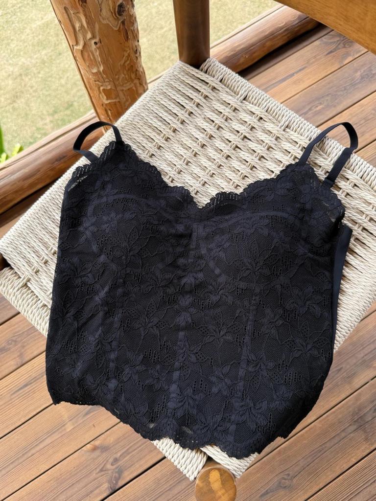 French Lace Ice Silk Camisole with Chest Pads - Elegant Back, Slimming Fit, Spring/Summer Style
