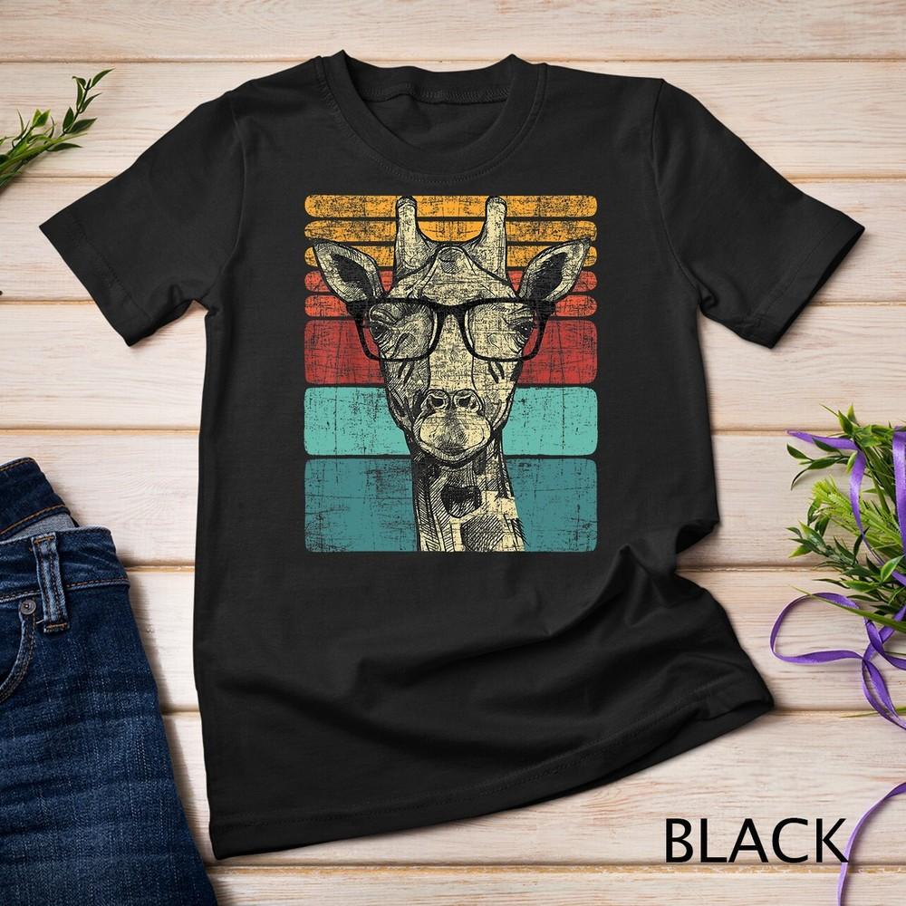 

Retro Vintage Giraffe - Zoo Animal Lovers Safari Giraffes Unisex T-shirt M