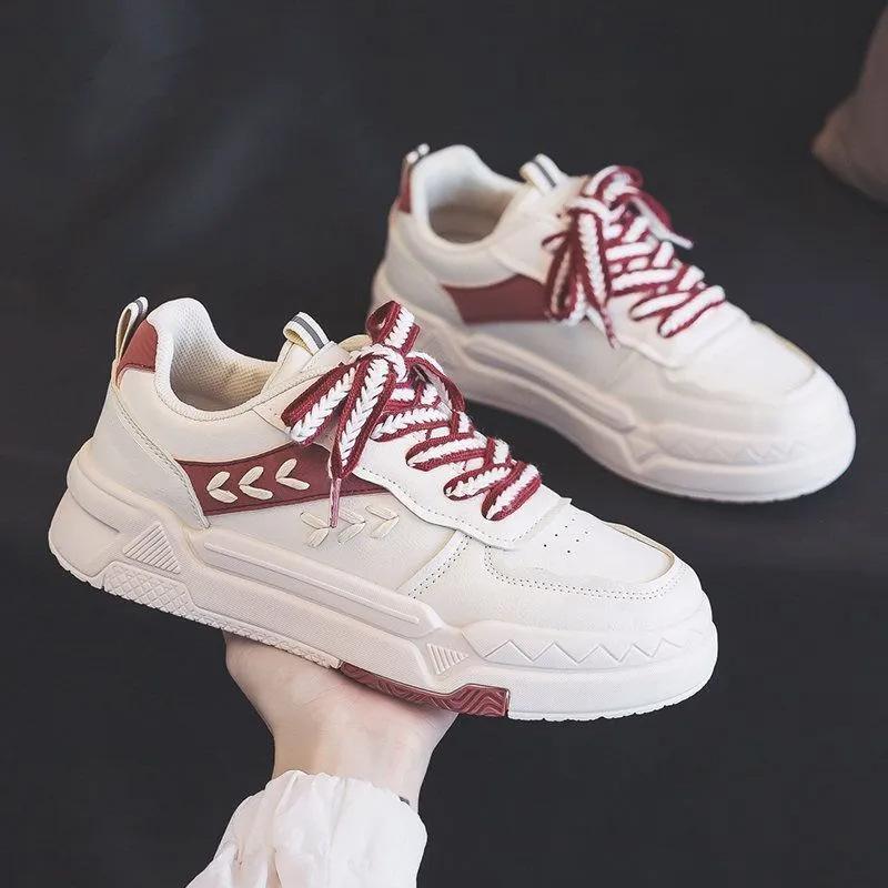 

2026 New Lightweight Women s Sneakers Korean Edition Fashion Versatile Casual Board Shoes Youth Student Sports Running Shoes 35 красный