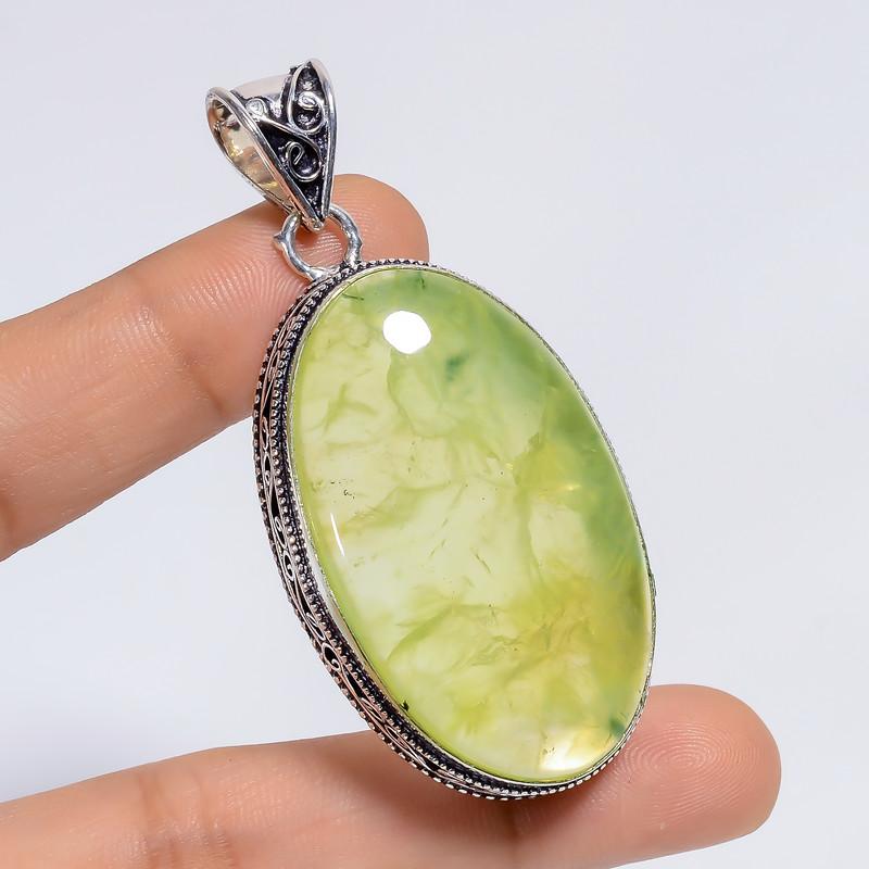 

Unisex Beaded Pendant Necklace with Silver Accents and Adjustable Closure 7-9
