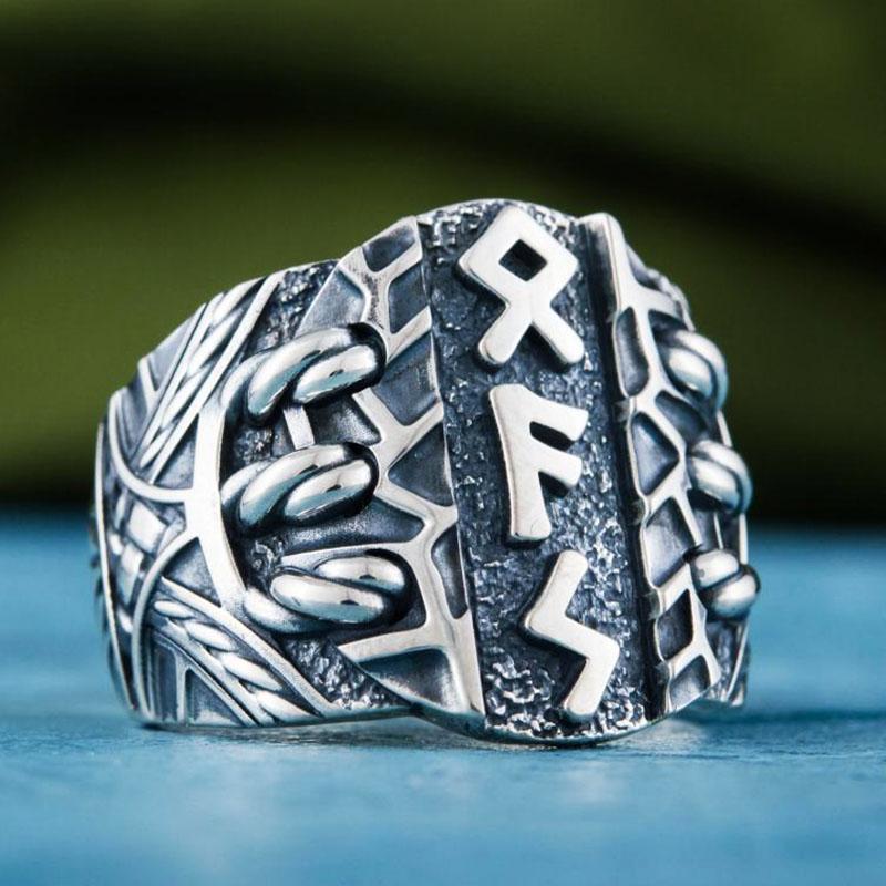 Stainless steel Odin Norse Viking Amulet Rune Fashion MEN and women fashion words RETRO Rings Jewelry