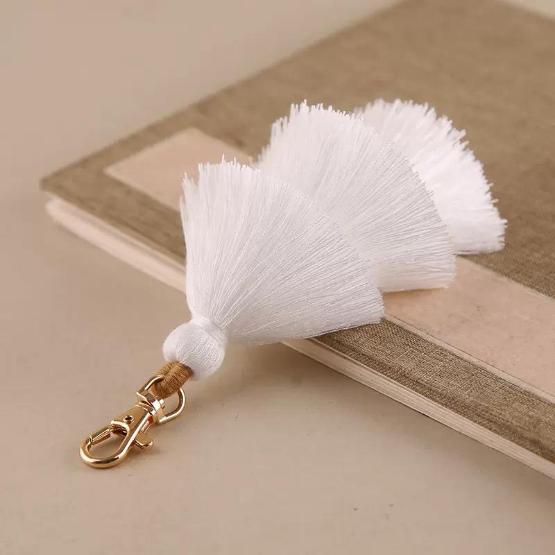 Three-layer Cotton Tassel Bag Hanger Decoration with Ethnic Style Keychain In Bohemian Style - Three-layer Tassels Pendant