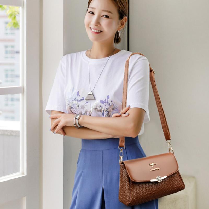 Women's Bag New Single Shoulder Crossbody Bag Women's Bag Versatile Large Capacity High-end Feeling Women's Bag