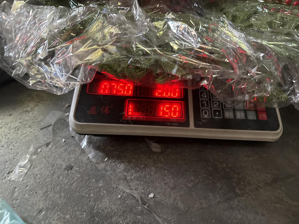 Christmas Wreath, Winter Wreath Garland, Wall Hanging Artificial Wreath, Front Door Wreath Xmas Wreath For Indoor Outdoor