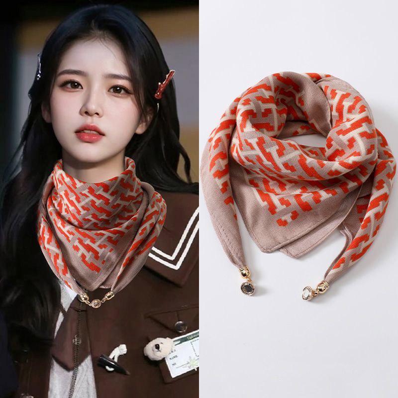Korean-Style Magnetic Buckle Square Scarf: Women's Winter Neck Warmer & Fashionable Pendant Accessory