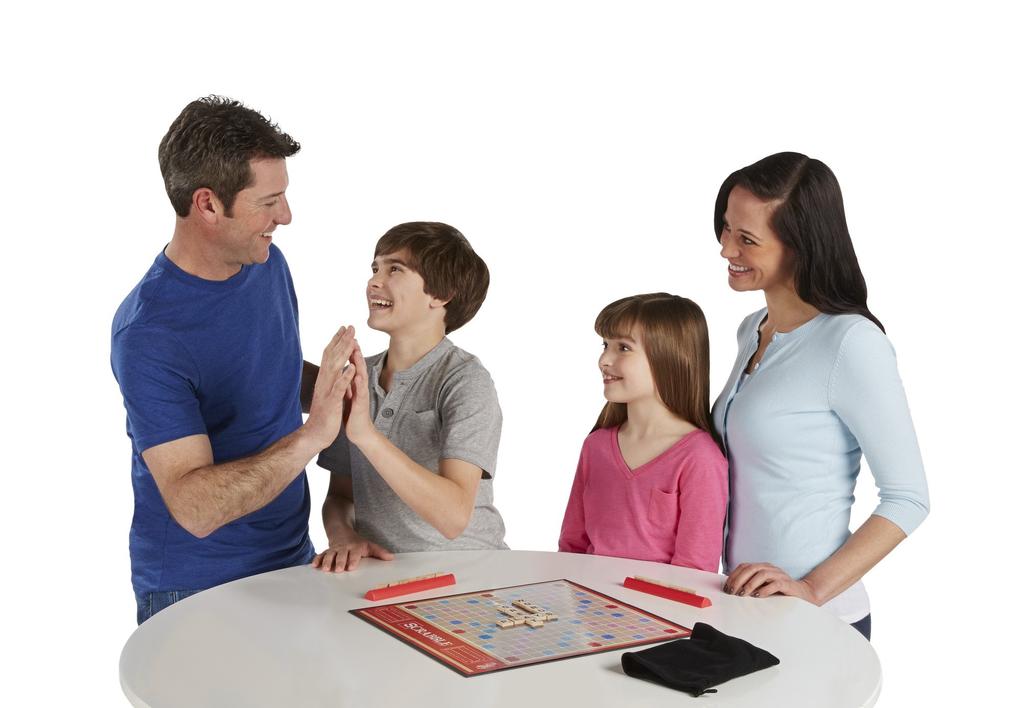 Scrabble: Authentic wooden pieces with a pleasant feel