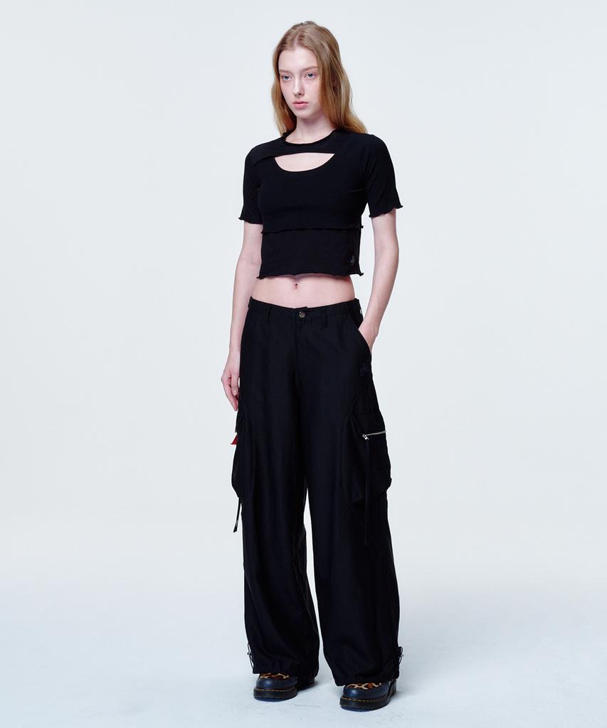 2113 STUDIO Cross Cut Crop Black