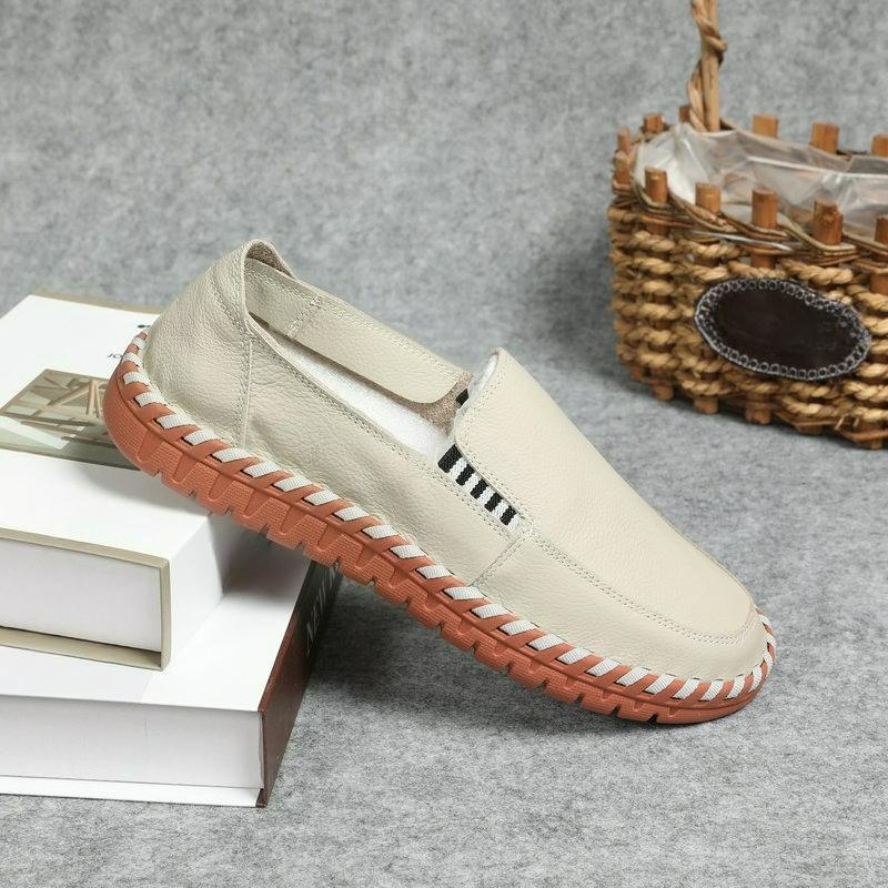 

Four Seasons Men s Cowhide Peas Shoes Breathable Soft Sole All-match White Shoes Lazy Pedal Casual Leather Shoes Men EU36/CN37 бежевий