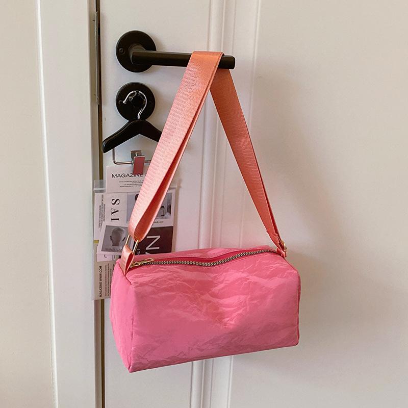 

Весна и лето 2025 года, популярная в этом году женская универсальная сумка через плечо ins с высокой ценностью, новая повседневная сумка, сумка-подушка розы красного