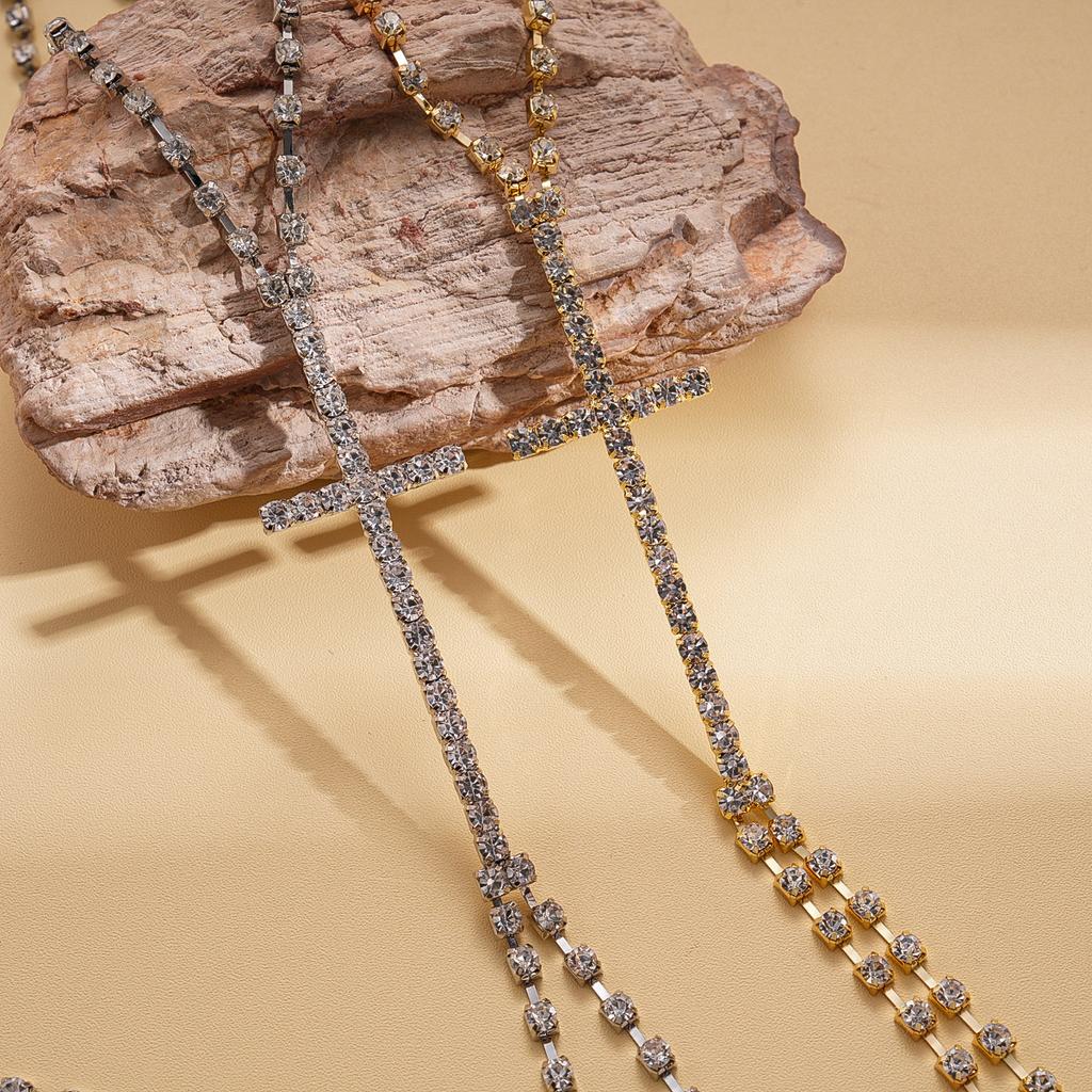 Diamond cross chest chain sweater chain personalized fashion light luxury necklace