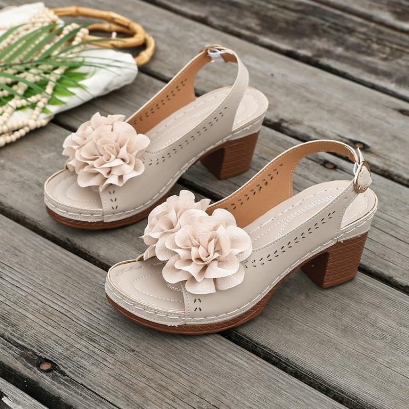 Plus-size High-heeled Women's Shoes with Open-toe Beach Flip-flops