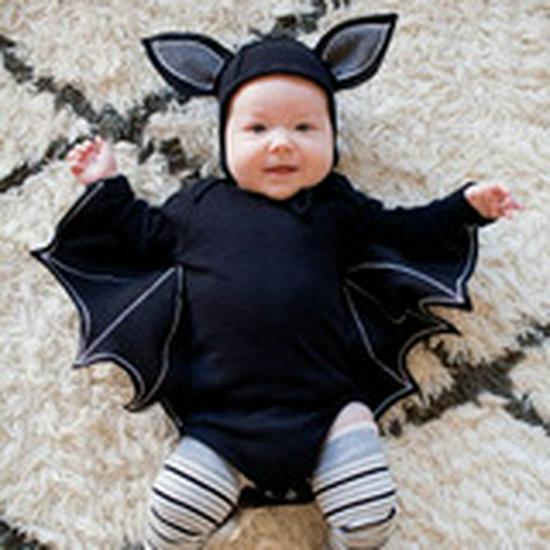 INS Baby Tattoo Strampler: Stilvoller Neugeborenen-Strampler mit Dreiecksschnitt im Schritt