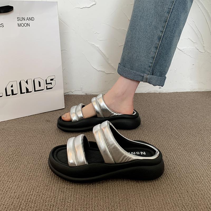 

Тапочки на танкетке женские летние блестящие шлепанцы на платформе туфли на высоком каблуке женские Pantofle Soft Jelly 2024 кристальная резина микрофибра 35 серебряный