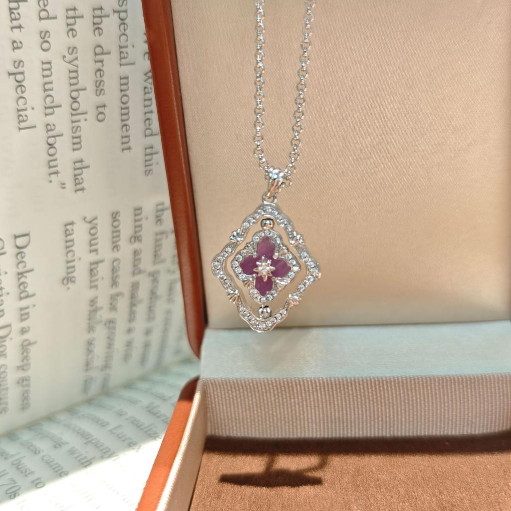 French Antique High-End Sense Versatile Rotating Double-Sided Four-Leaf Clover White Shell Necklace Light Luxury Design Neck Chain Collarbone Chain