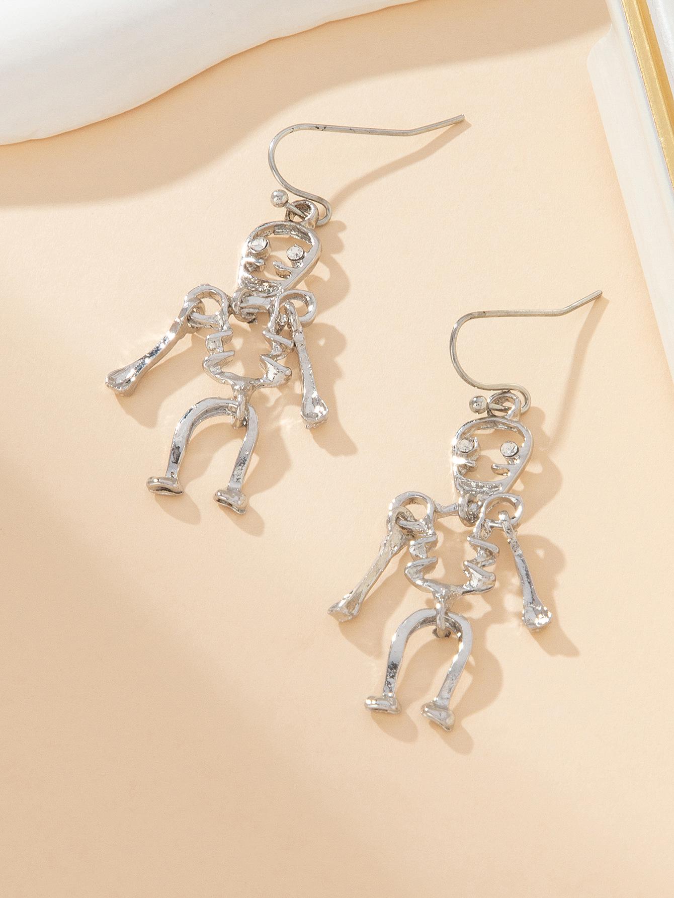 Cross-Border Gothic Style Moving Skeleton Halloween Earrings for Women серебряный