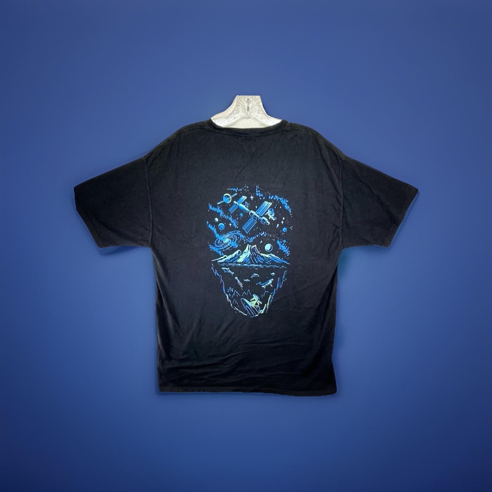 Mens Alien T Shirt Large Glow In The Dark Sci Fi Space Skull UFO Theme Art Cove Unisex T-Shirt XL