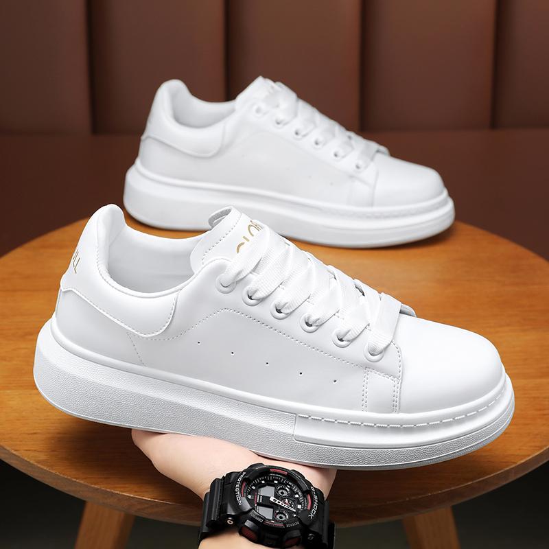 Men 's Casual Four Seasons Fashion Skateboarding  Students Comfortable Sneakers Boys Trending Soft Sole Breathable Shoes