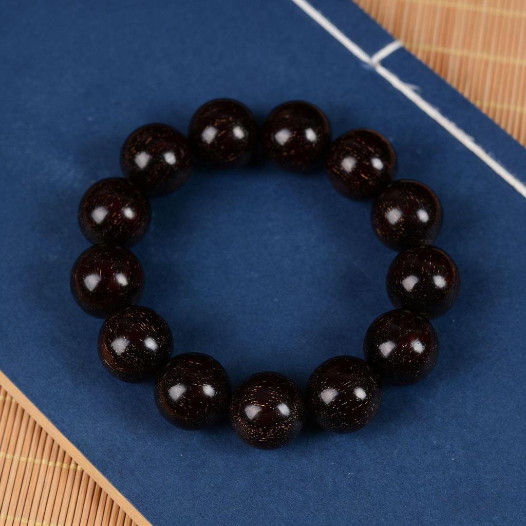 Náramek z korálků zambijského krvavého santalového dřeva a malolistého červeného santalového dřeva ve stylu Zlaté hvězdy