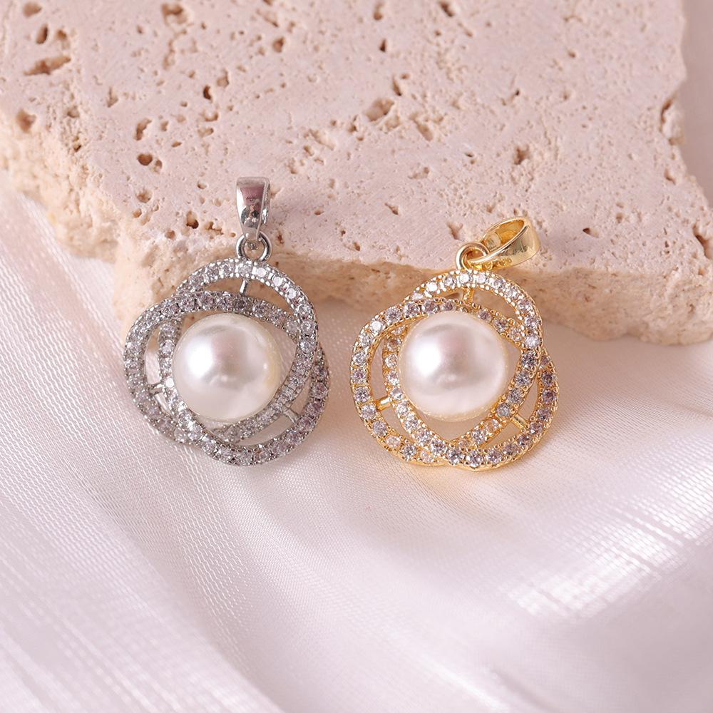 Elegant Diamond-Studded Pearl Pendant Necklace in Gold & Silver