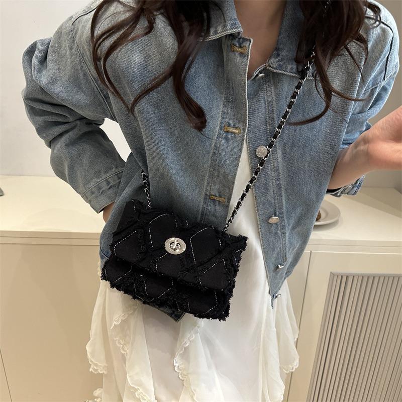 New Fashion Trend Niche Rough Edge Design Women's Bag Casual Retro Shoulder Messenger Bag Small Square Bag