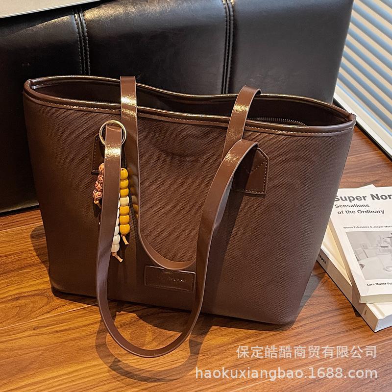 Fashion Large-capacity Bag Women's 2025 New Commuter Versatile Shoulder Bag, High-end Sense Going Out To Work Tote Bag