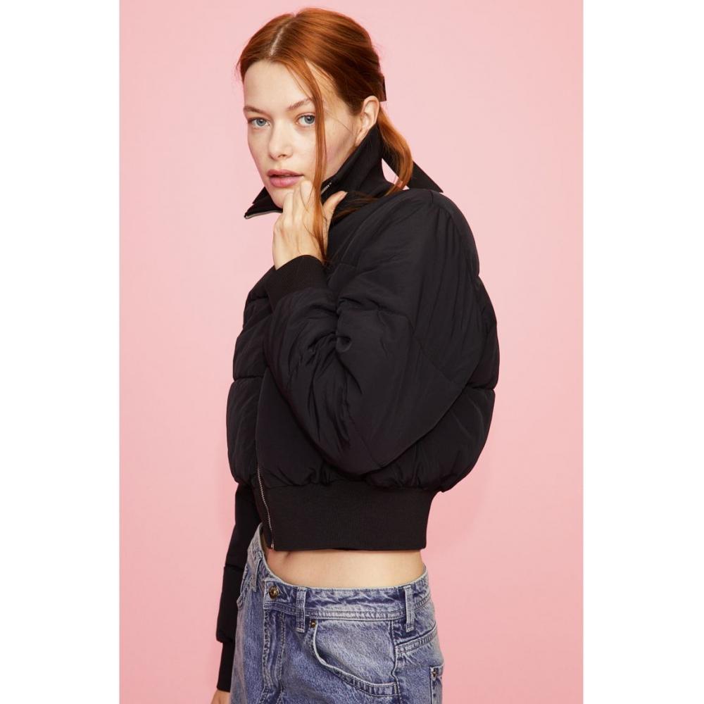 

H M puff jacket black
