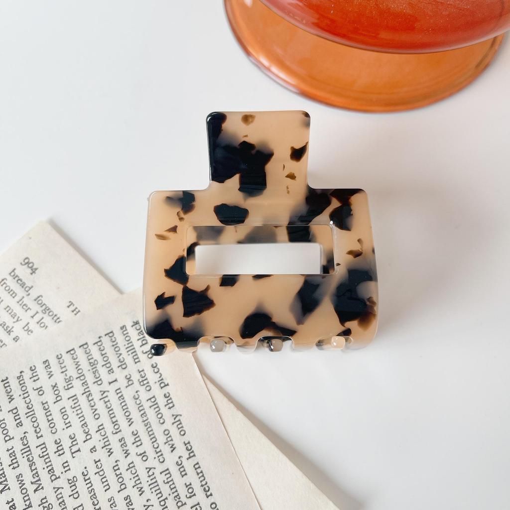 Retro French Leopard Print Hairpin for Bangs and Broken Hair