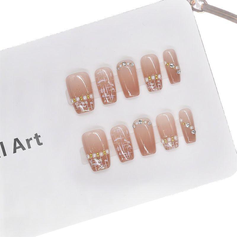 10 pieces of Spring Xiaoxiangfeng manicure patches, fake nail nail patches, finished products can be disassembled, white, explosive, wearing armor