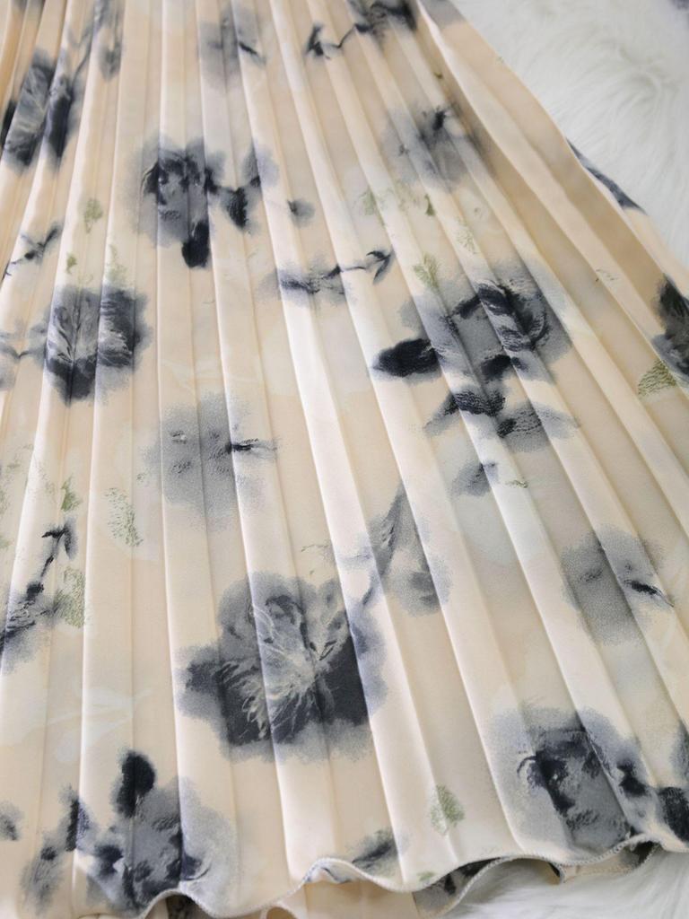 Japanese Korean Chiffon Pleated High Waist Long Skirt - Comfortable, Casual & Slimming