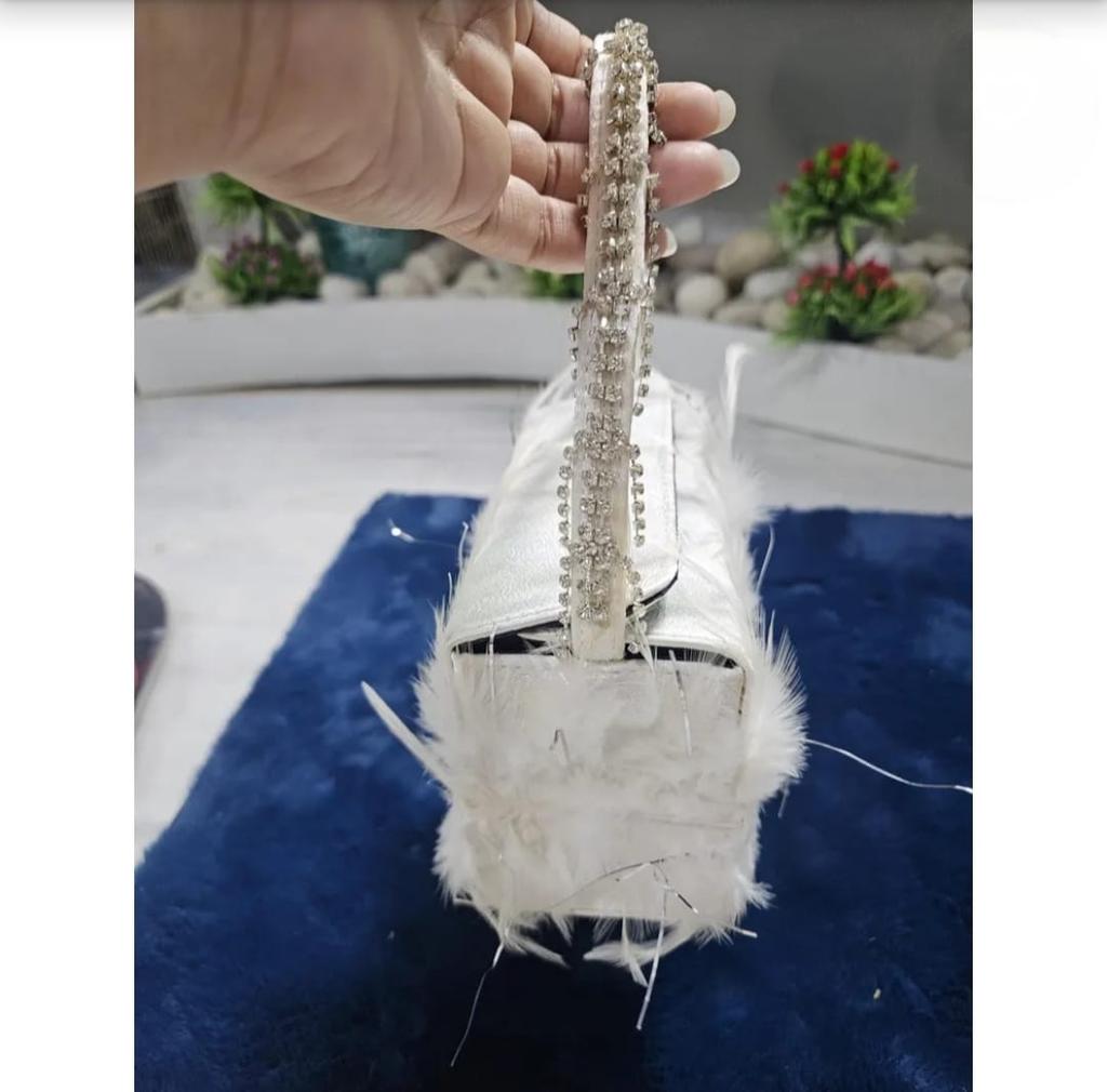 Luxus Weiße Feder Handtasche Designer Abendtasche mit Strassgriff Elegante Hochzeits-Clutch Party- & Cocktailtasche Geschenk für Sie