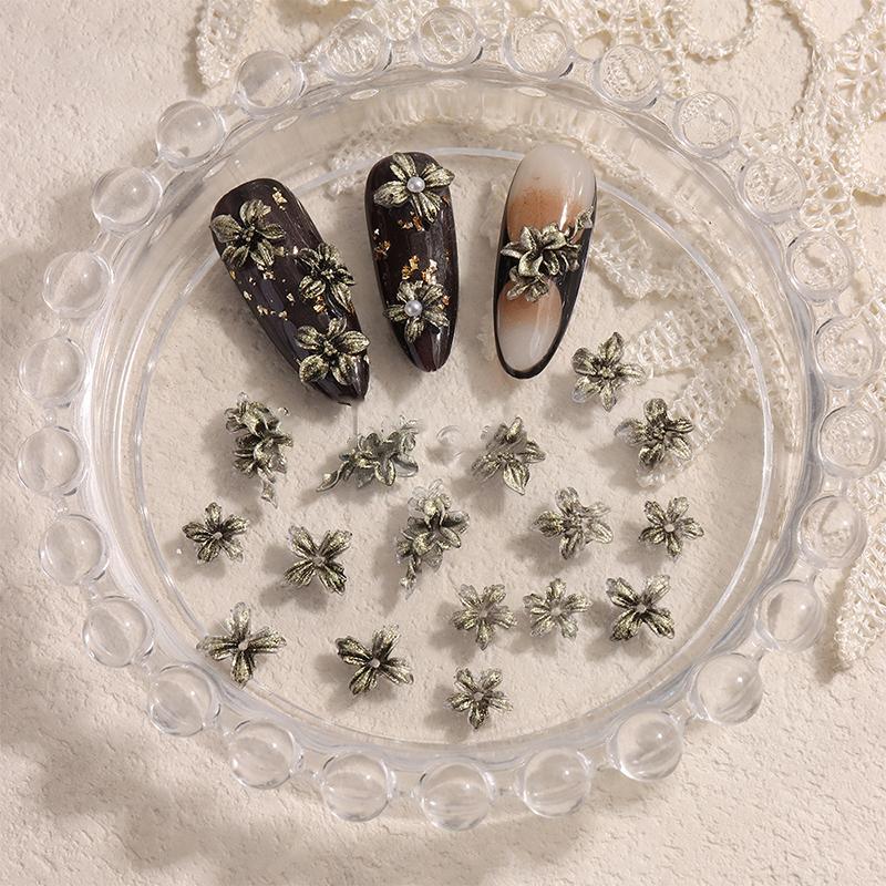 Vintage Gilded Flower Nail Rhinestones Nail Gems Kit Nail Art Charms DIY Nail Decoration Manicure Accessories Nail Salon